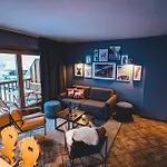 Nordic Lodge - Suite Hotel *