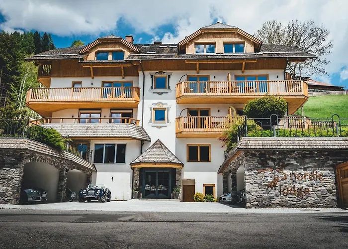 Nordic Lodge - Suite Hotel